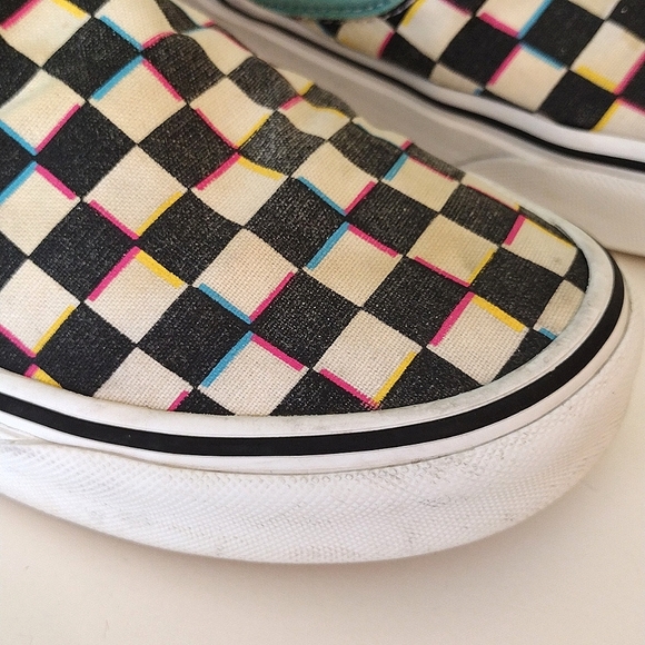 * SOLD * - Picture 16 of 16